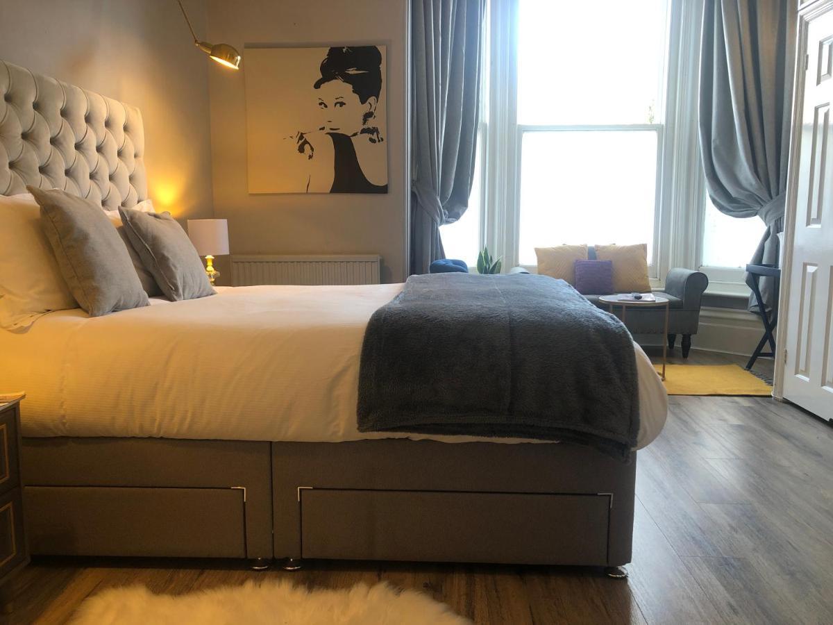 Canterbury Accommodations With Free Car Park Onsite And High Speed Wifi Kültér fotó