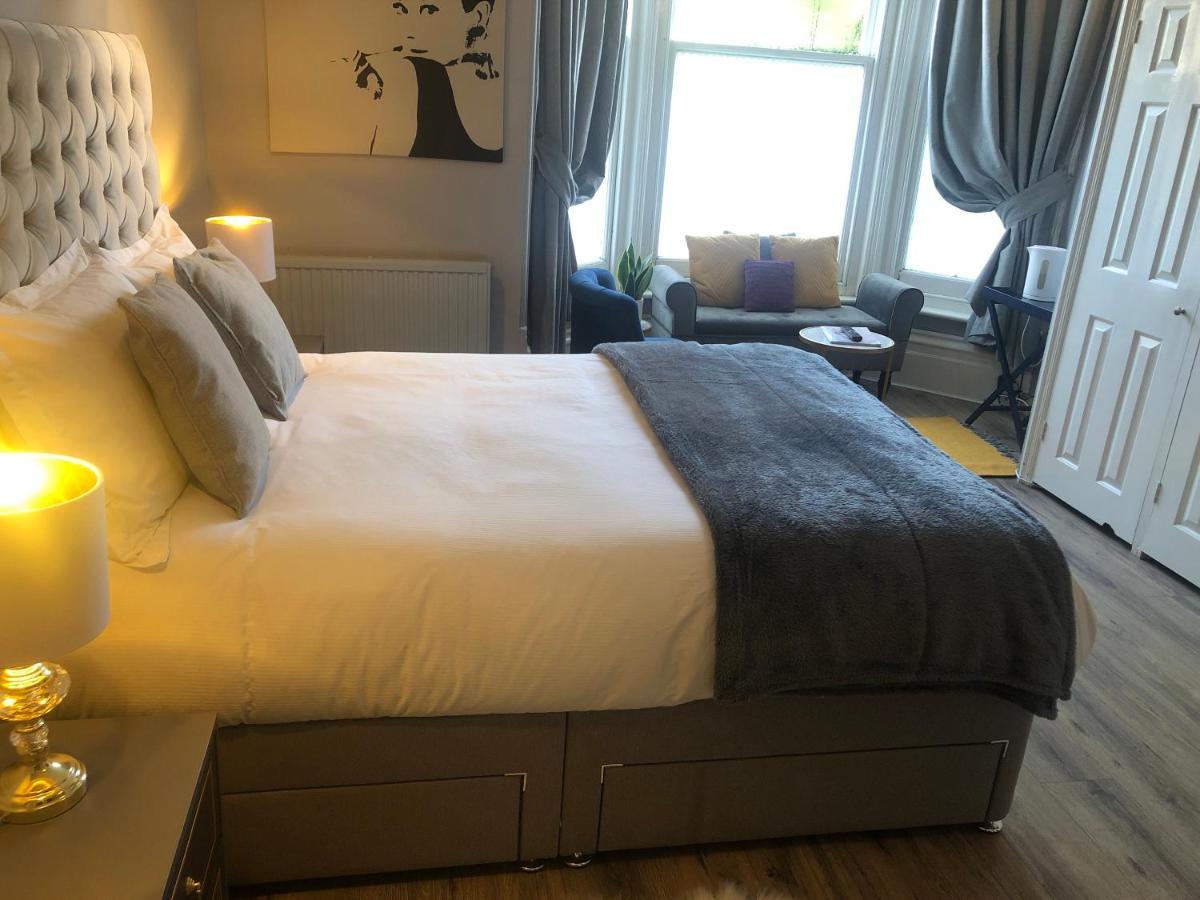 Canterbury Accommodations With Free Car Park Onsite And High Speed Wifi Kültér fotó
