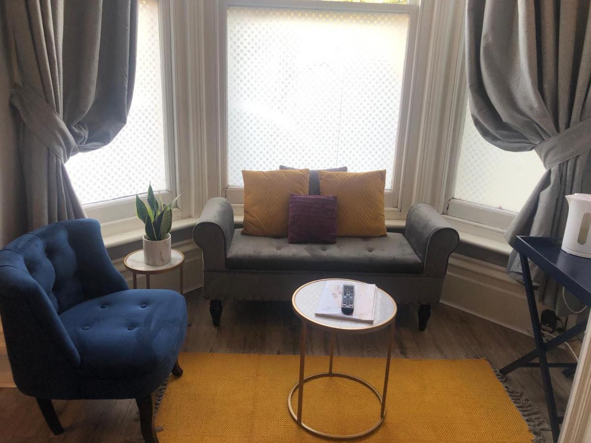 Canterbury Accommodations With Free Car Park Onsite And High Speed Wifi Kültér fotó