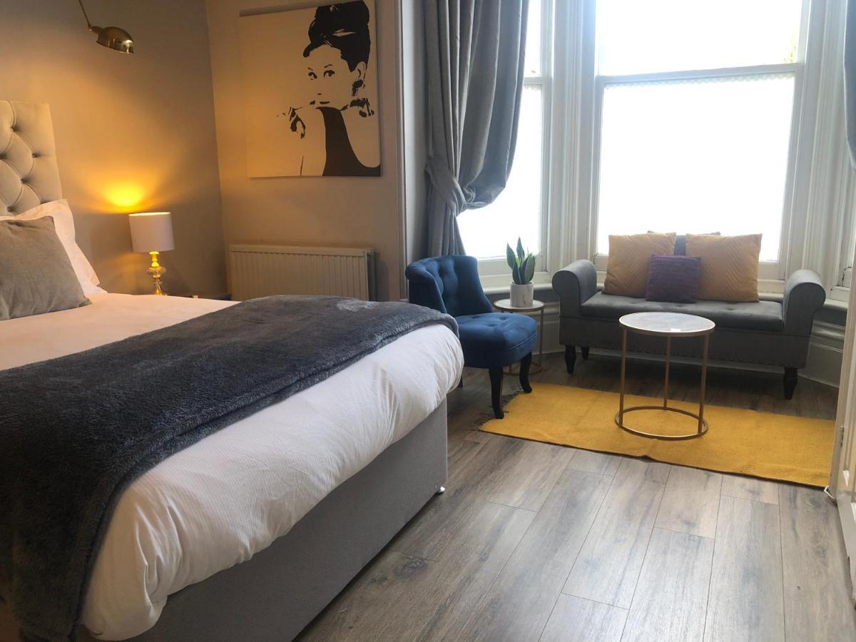 Canterbury Accommodations With Free Car Park Onsite And High Speed Wifi Kültér fotó