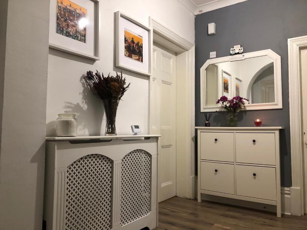 Canterbury Accommodations With Free Car Park Onsite And High Speed Wifi Kültér fotó