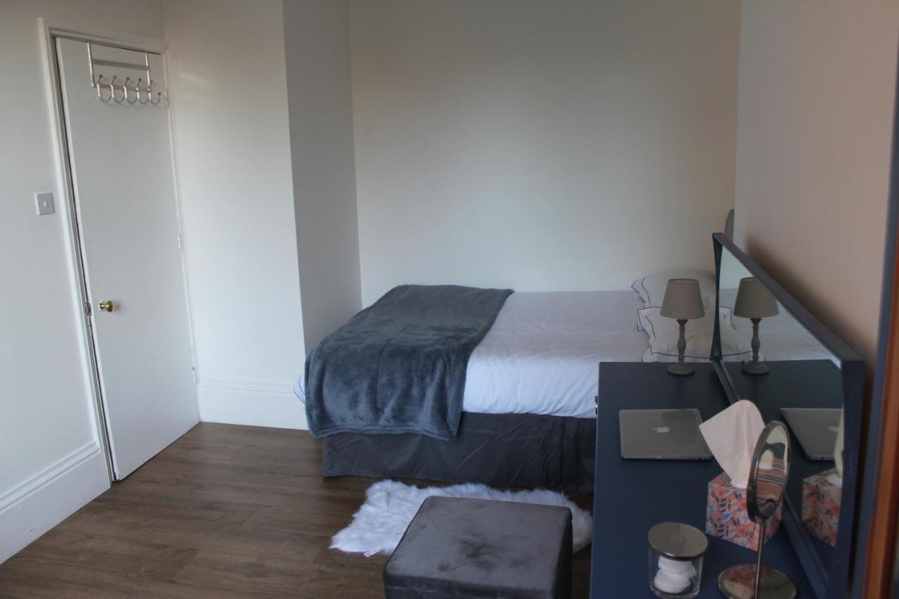 Canterbury Accommodations With Free Car Park Onsite And High Speed Wifi Kültér fotó