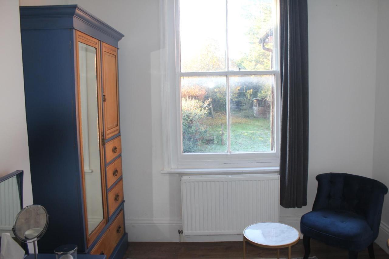 Canterbury Accommodations With Free Car Park Onsite And High Speed Wifi Kültér fotó