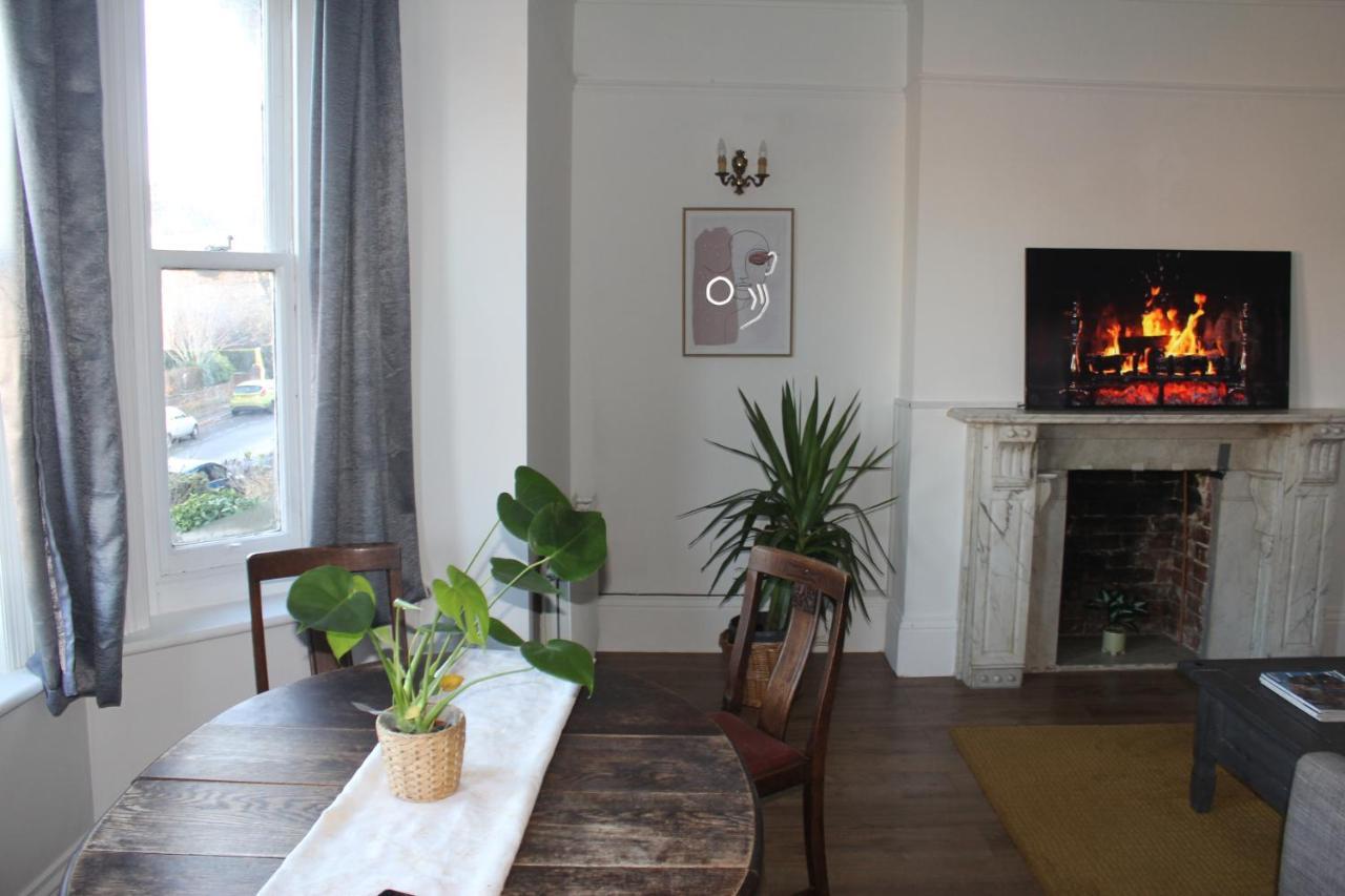Canterbury Accommodations With Free Car Park Onsite And High Speed Wifi Kültér fotó