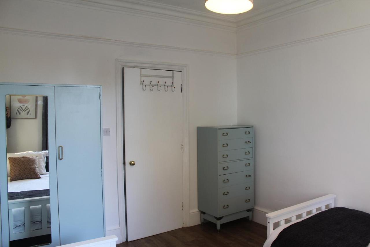 Canterbury Accommodations With Free Car Park Onsite And High Speed Wifi Kültér fotó