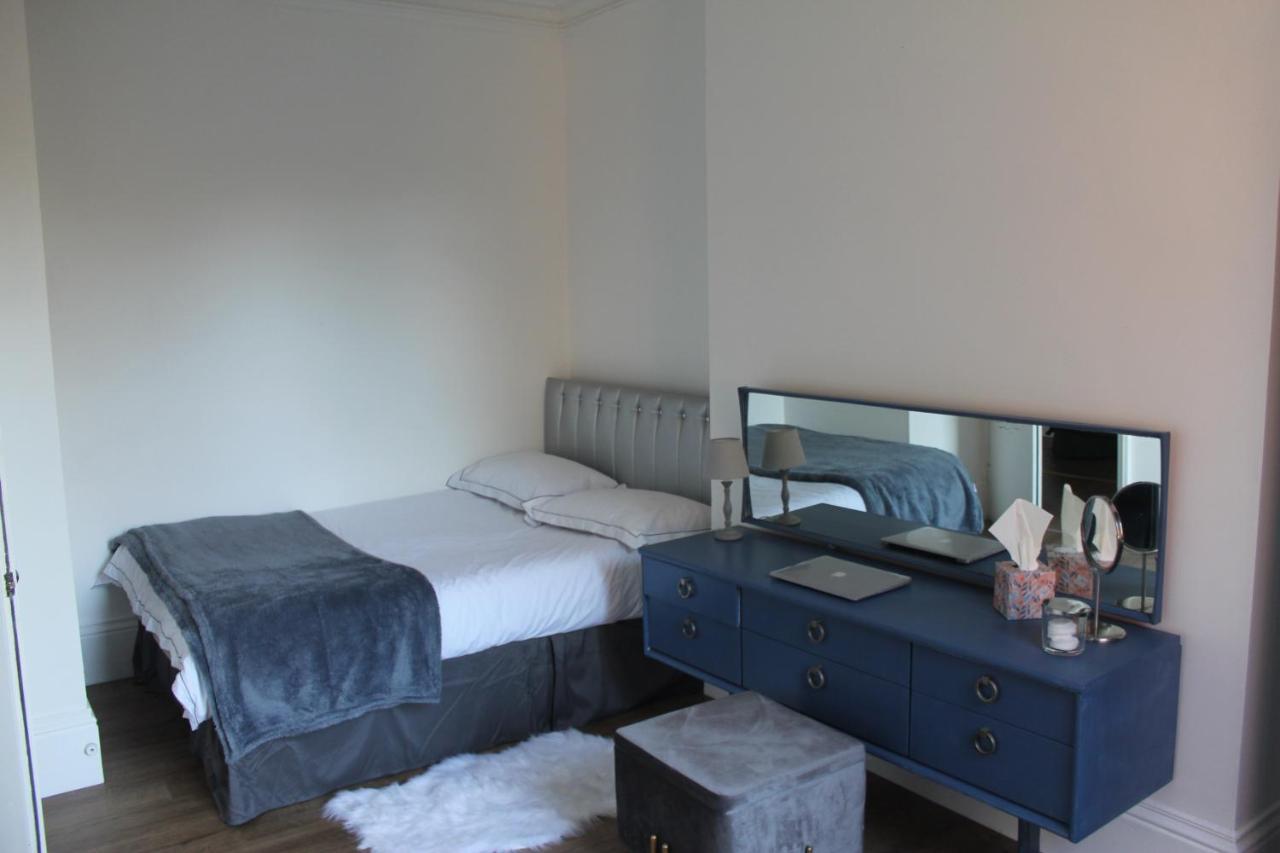 Canterbury Accommodations With Free Car Park Onsite And High Speed Wifi Kültér fotó