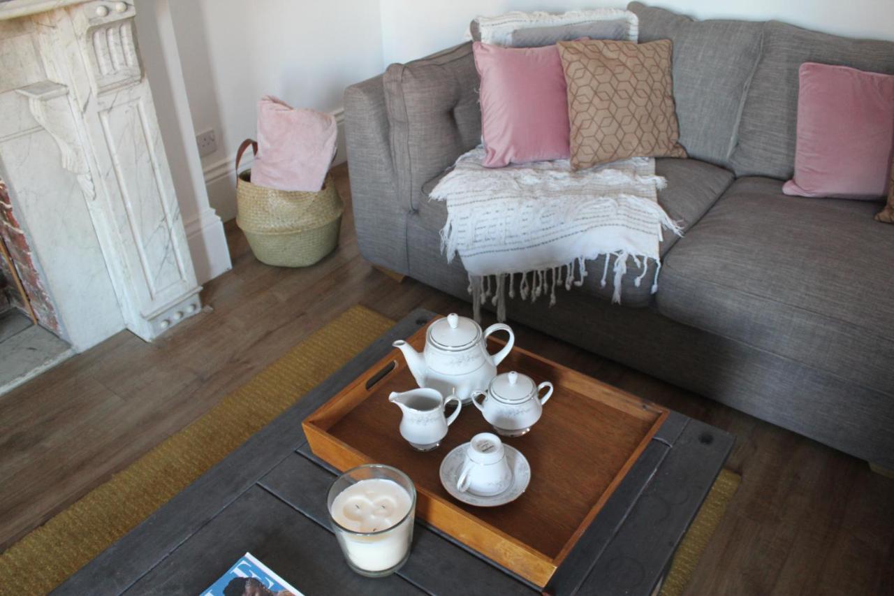 Canterbury Accommodations With Free Car Park Onsite And High Speed Wifi Kültér fotó
