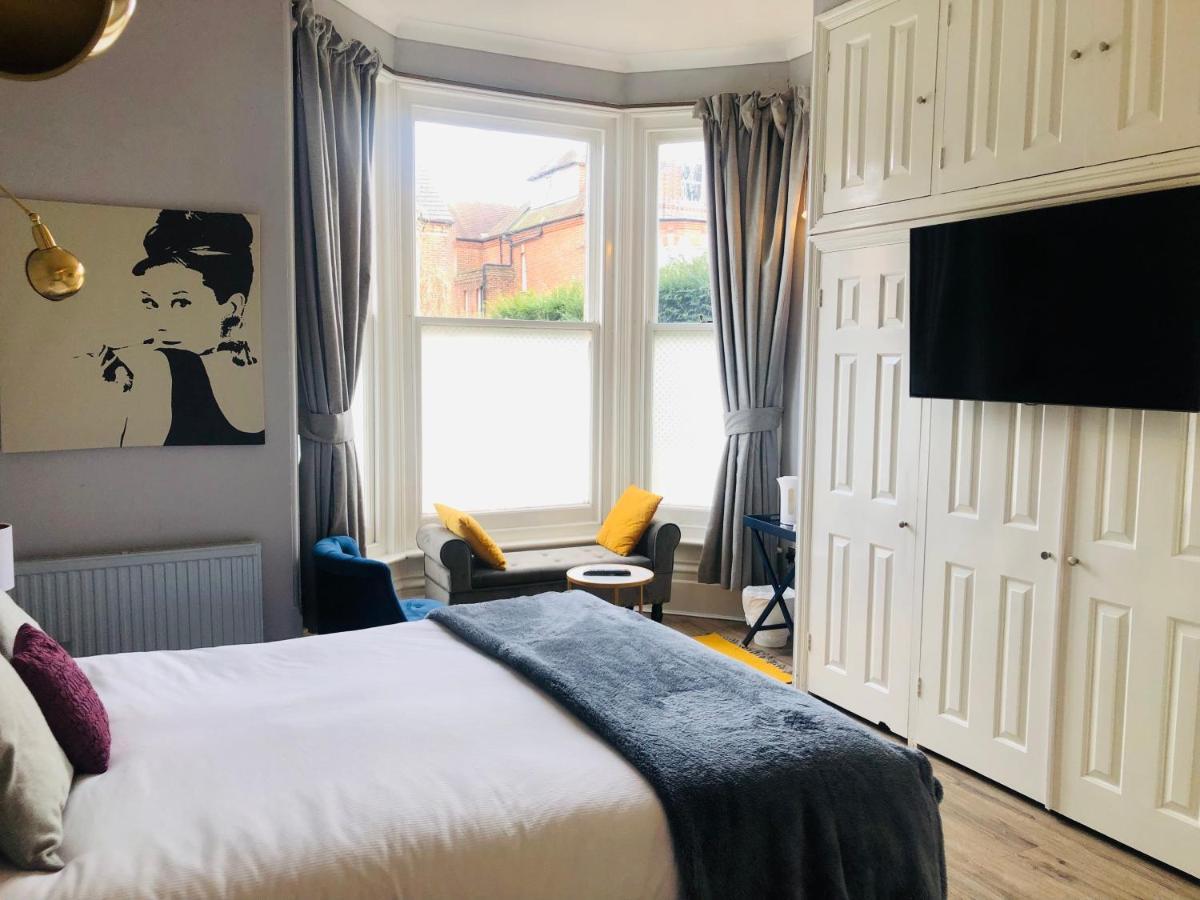 Canterbury Accommodations With Free Car Park Onsite And High Speed Wifi Kültér fotó